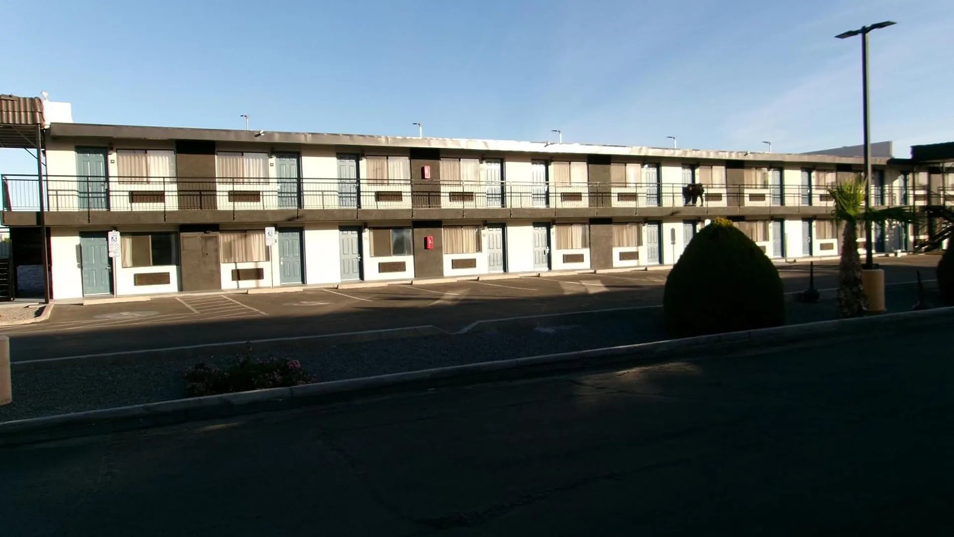 Surestay Hotel By Best Western Phoenix Airport